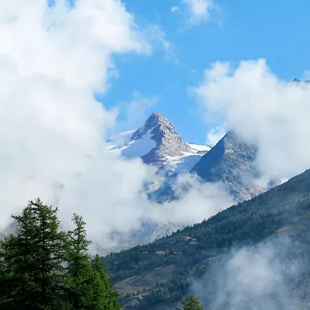 Alphubel Peak & Unlimited Appartement-fewo Peak 09 By Interhome